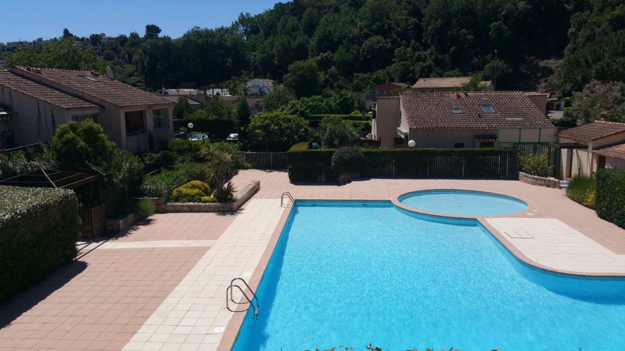 Résidence Cap Azur Maison N° 106 Villeneuve-Loubet Exterior foto
